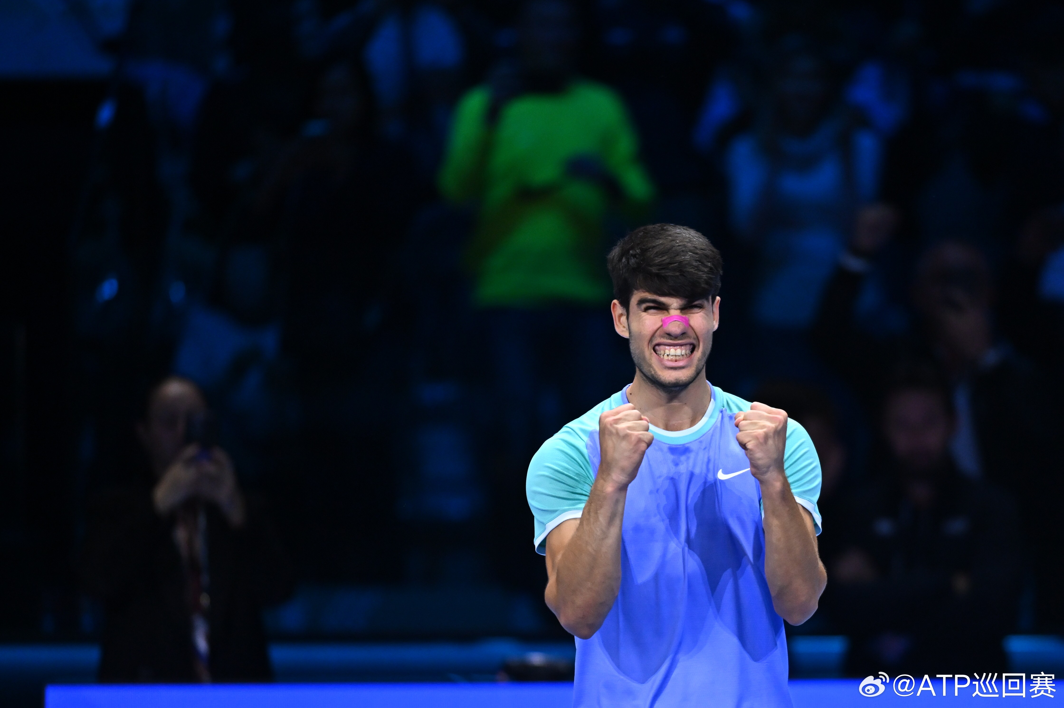 瓦伦西亚客场取胜,继续保持不败 瓦伦西亚客场取胜,继续保持不败