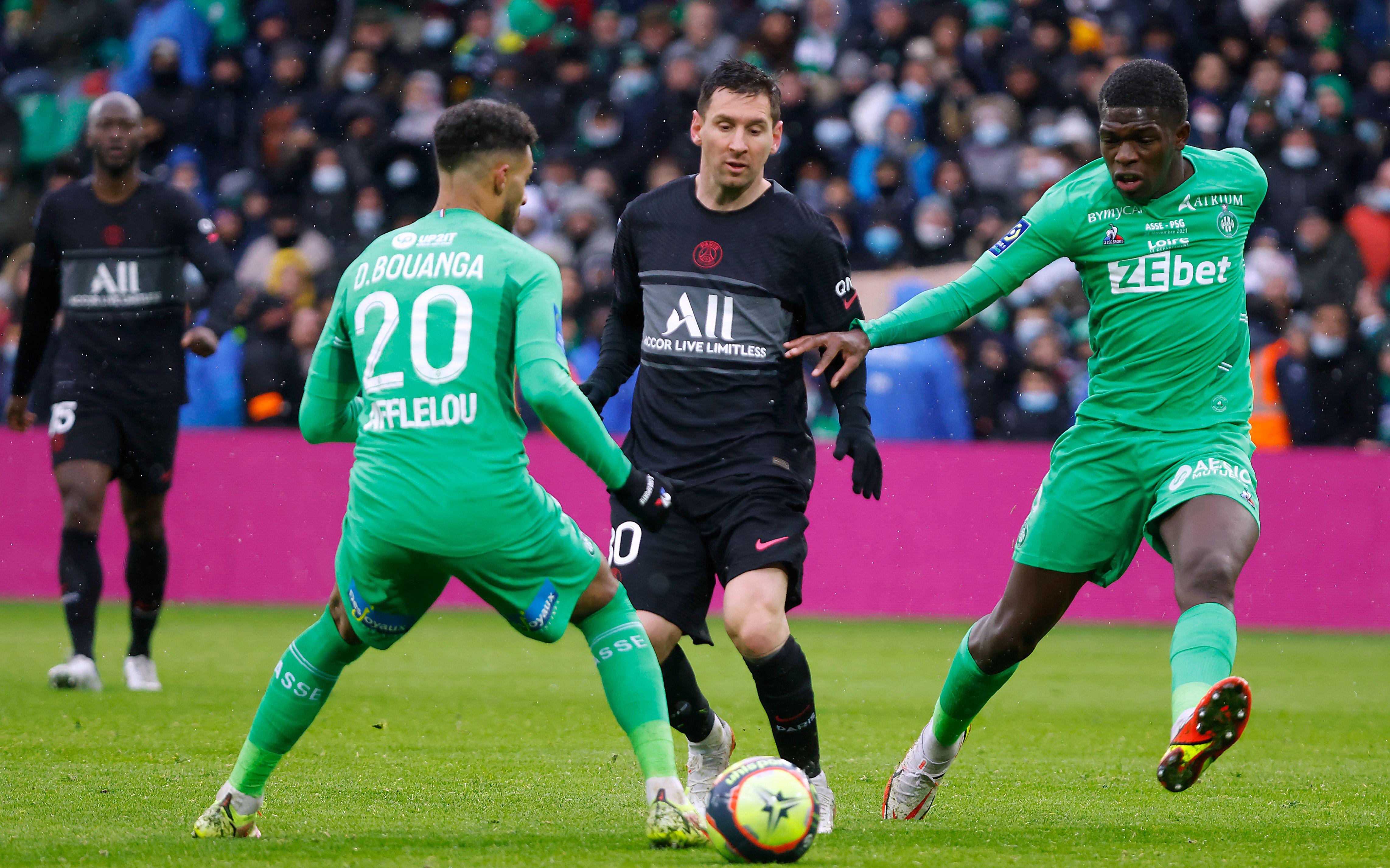 圣埃蒂安惊险逆转，拉维锁定胜局