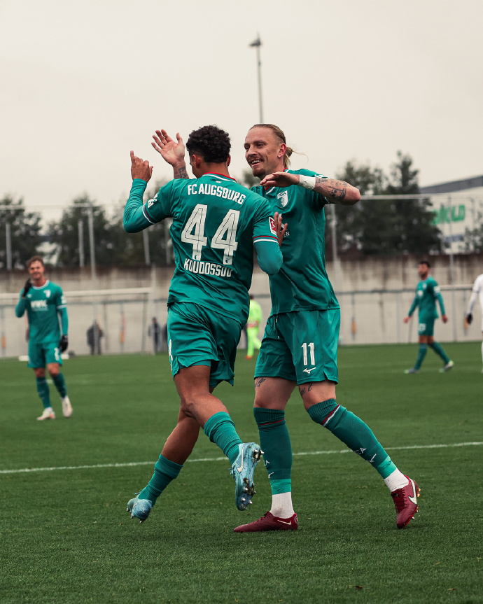 奥格斯堡击败对手,再添连胜 奥格斯堡击败对手,再添连胜